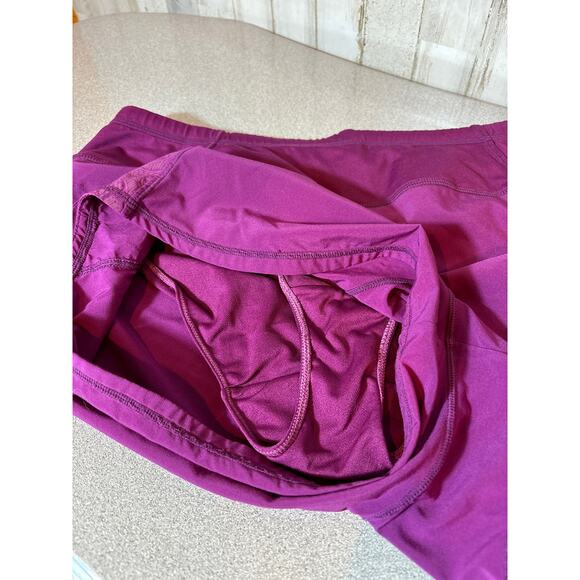 Athleta Home Run Running Shorts Women's Raspberry M - Picture 5 of 5